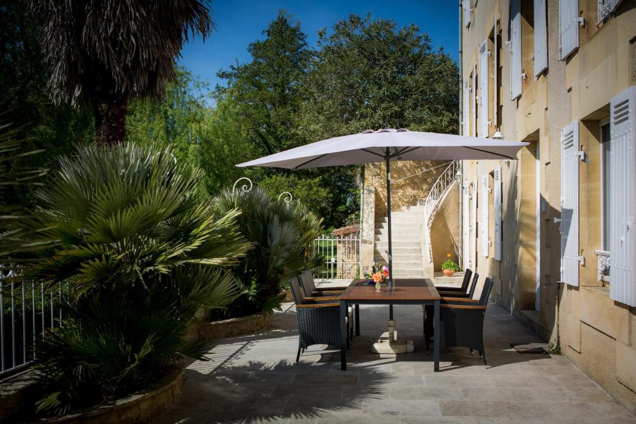 Les Magnolias Bed & Breakfast Lalinde Exterior photo