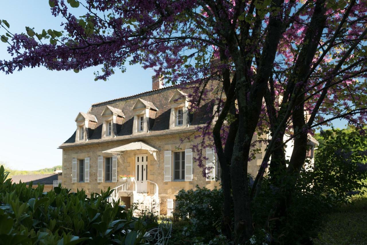 Les Magnolias Bed & Breakfast Lalinde Exterior photo